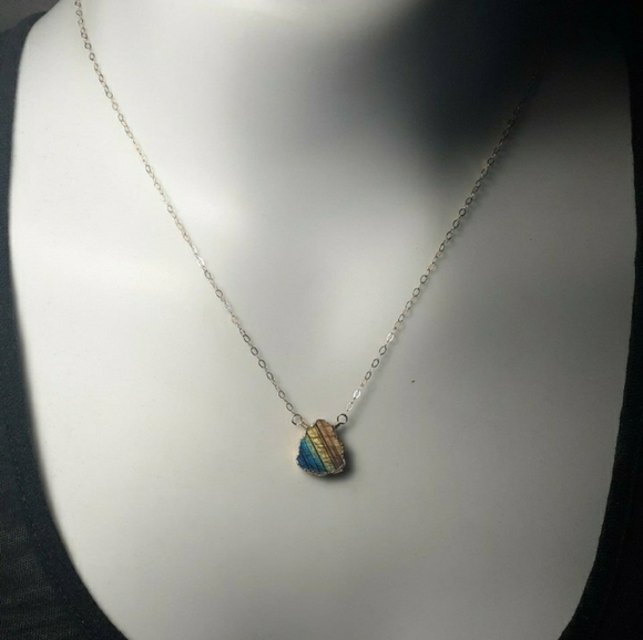 LABRADORITE & 14K GF NECKLACE - Picture 3 of 9
